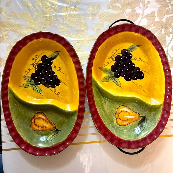 Set Of 2 Lorren Home Trends Medley Collection 12x8 Hand Painted Ceramic Plates - Picture 1 of 5